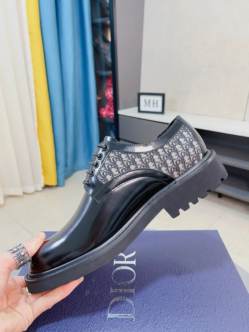 Men's shoes 💰560🌸🌸Water-dyed cow lining Original order quality Dior —🆘.Dior Original order purchase, high-end business leather shoes, fabric: Made of open-edge beaded cowhide imported from Italy➕Water-dyed cow lining/cowhide lining➕Specially available original outsole, fine workmanship, real thing^_^Photographed🎬size: 38-44 (45 custom-made)